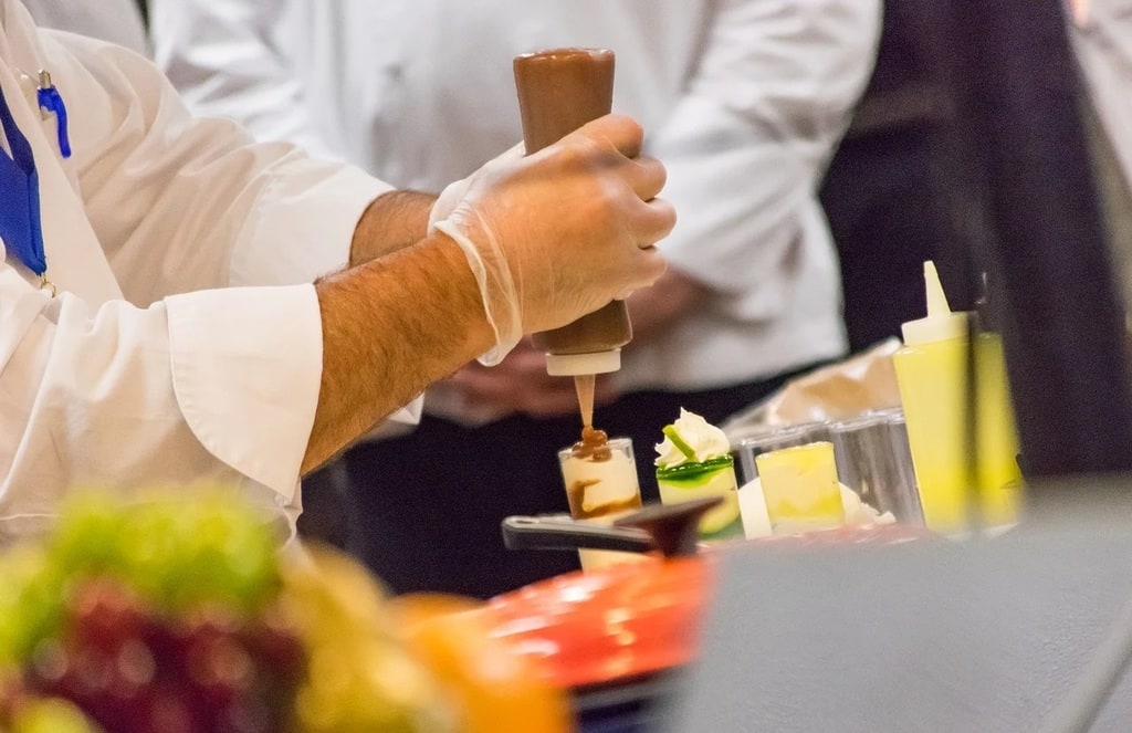 Recettes exclusives de chefs étoilés pour un dîner parfait